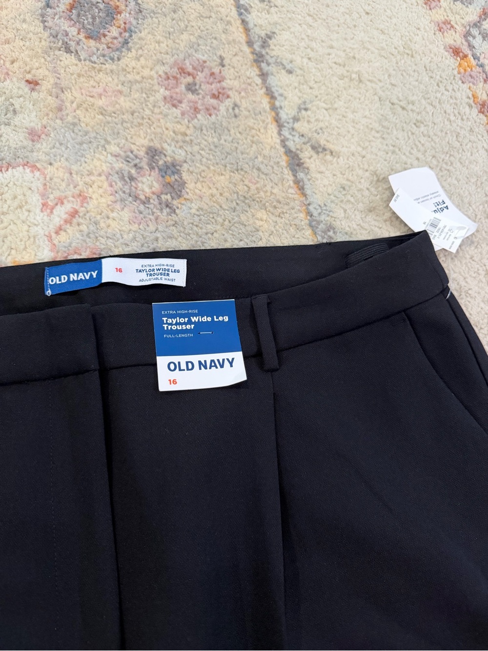 Old Navy Black Taylor Wide-Leg Trousers - Picture 2 of 3